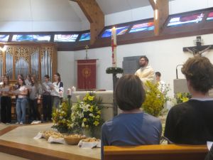 Emmausgang_03_Messfeier (5).jpg